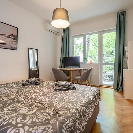 Apartment Gem By Vitoshka Street