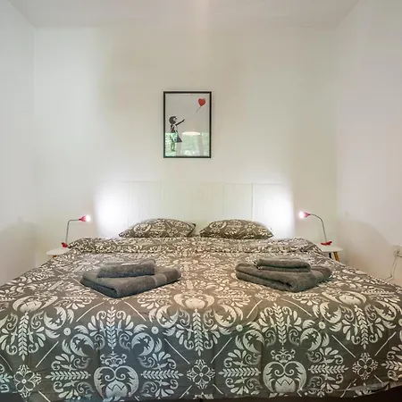 Gem By Vitoshka Street Szófia