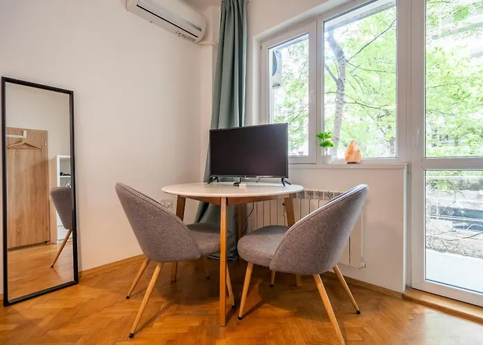 Gem By Vitoshka Street Apartamento